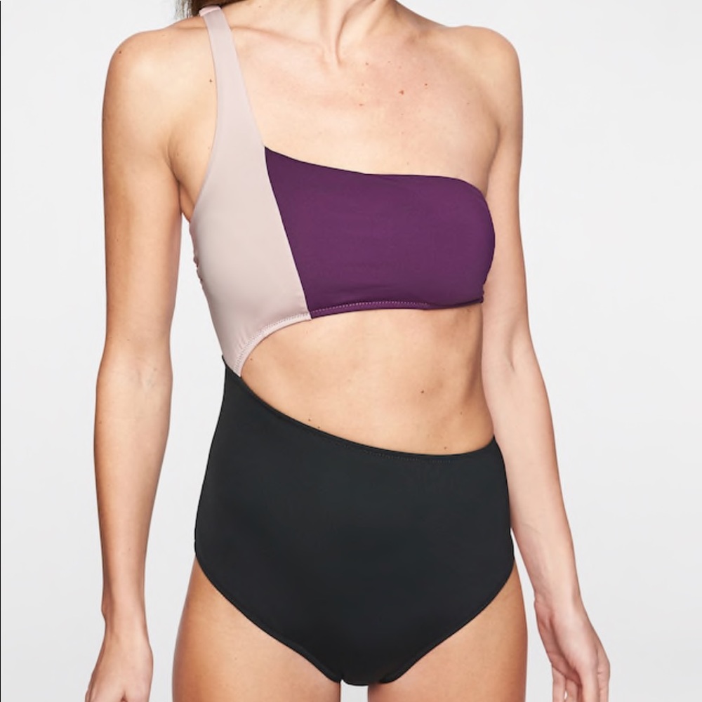 NWT Athleta suit